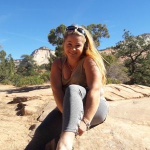 Meet your Posher, Renata